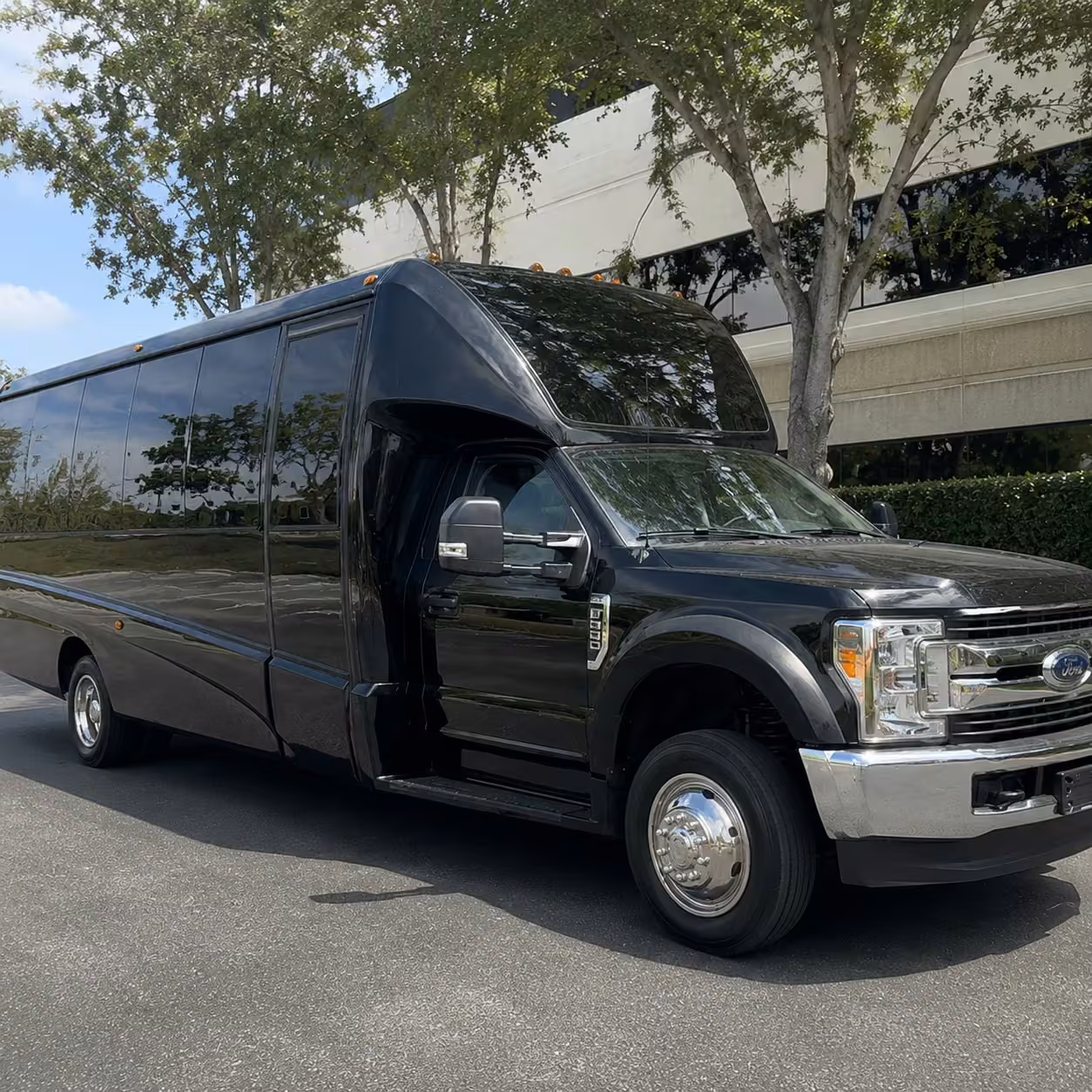 20 passenger party bus